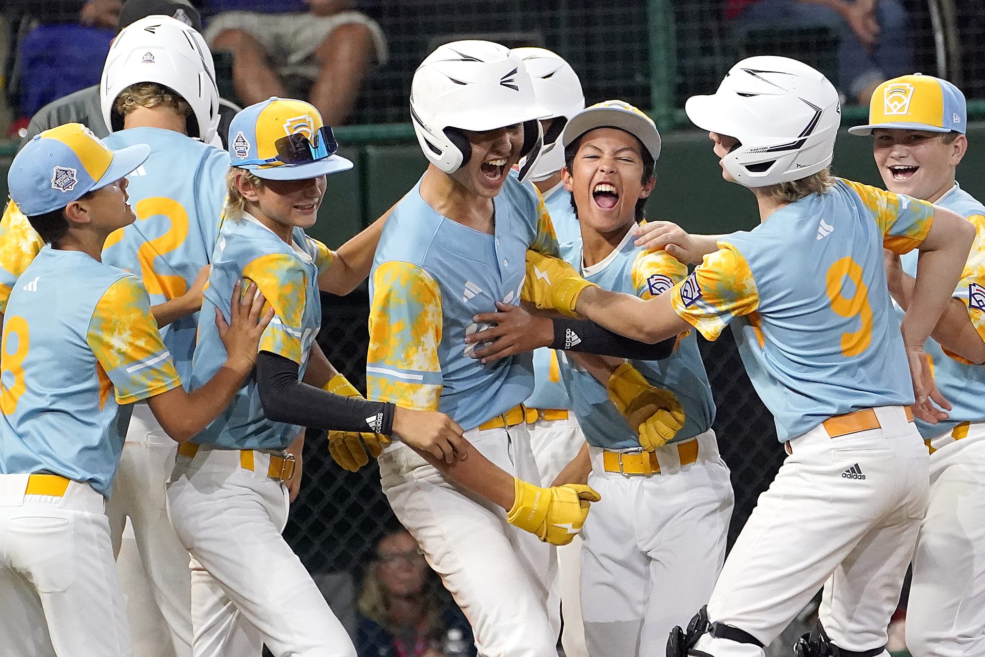 El Segundo rallies to win Little League World Series opener, 4-3