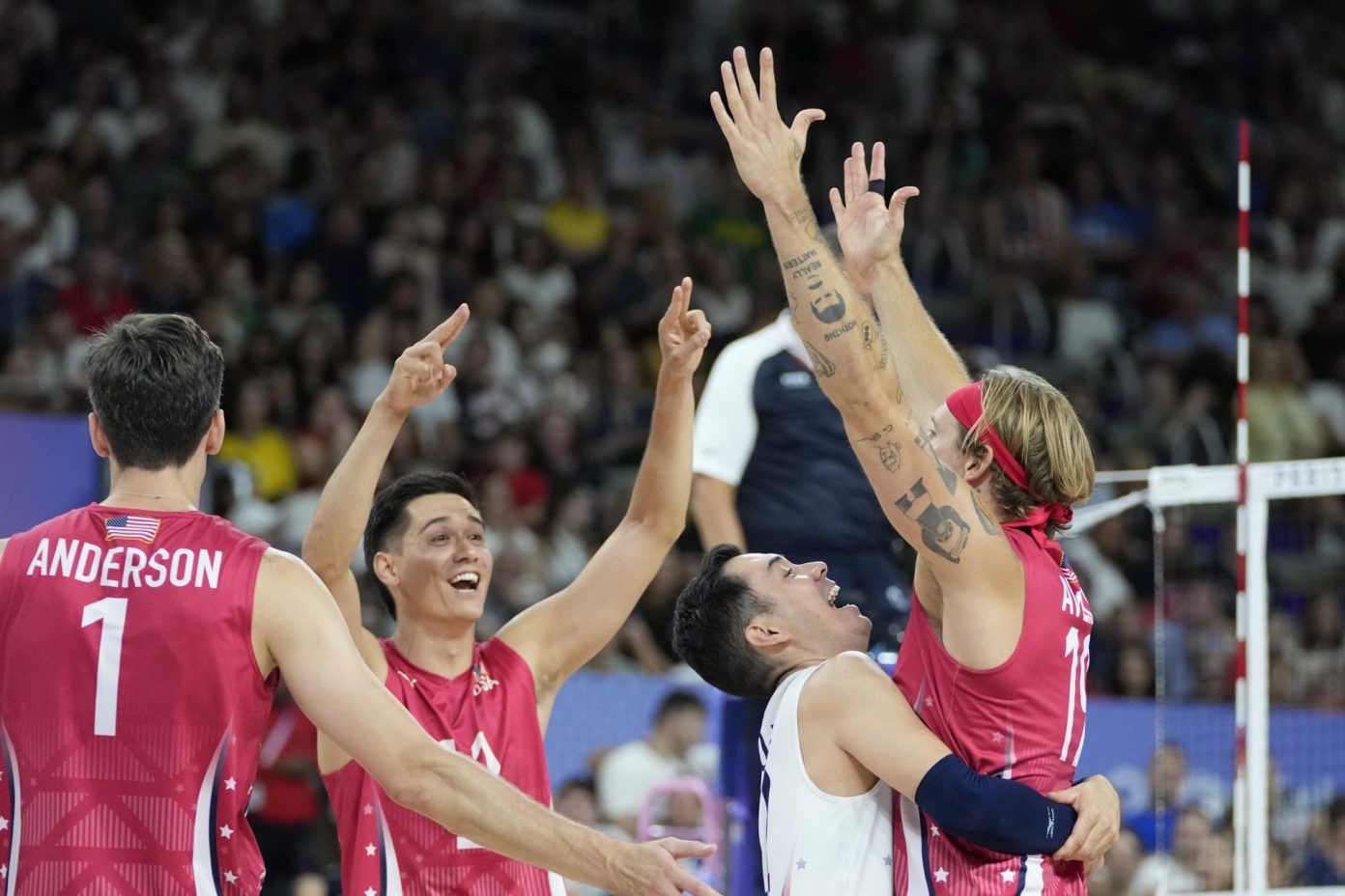 US men win volleyball bronze medal at the Paris Olympics, beating Italy